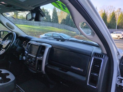 2017 RAM 1500 Laramie Crew Cab 4x4 5'7" Box