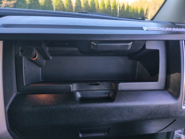 2017 RAM 1500 Laramie Crew Cab 4x4 5'7" Box