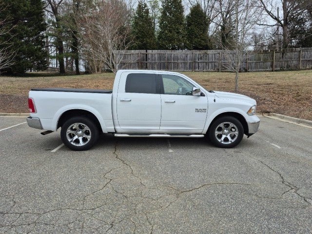 2017 RAM 1500 Laramie Crew Cab 4x4 5'7" Box