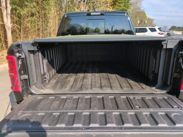 2025 RAM 1500 Tungsten Crew Cab 4x4 5'7" Box