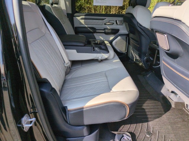 2025 RAM 1500 Tungsten Crew Cab 4x4 5'7" Box