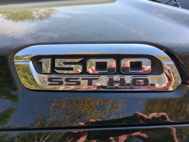 2025 RAM 1500 Tungsten Crew Cab 4x4 5'7" Box