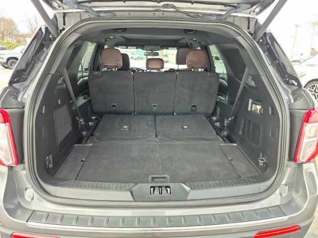 2023 Ford Explorer Platinum