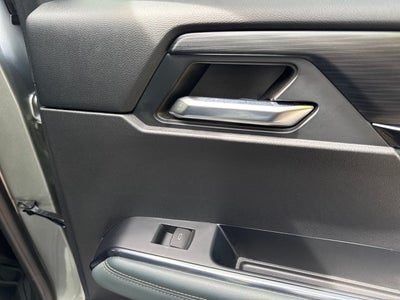 2024 GMC Acadia AT4