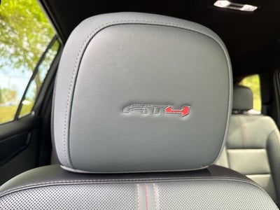 2024 GMC Acadia AT4