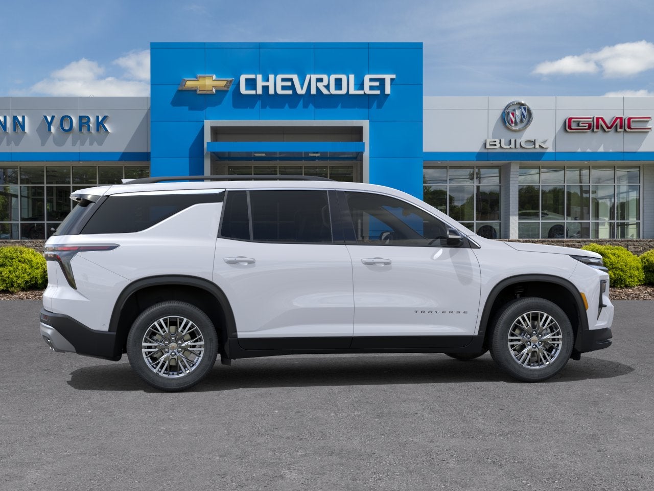 2026 Chevrolet Traverse LT