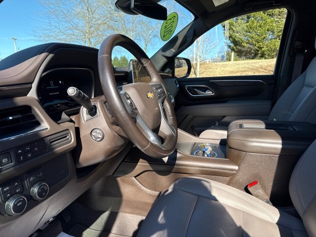 2023 Chevrolet Suburban LT