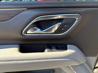 2023 Chevrolet Suburban LT