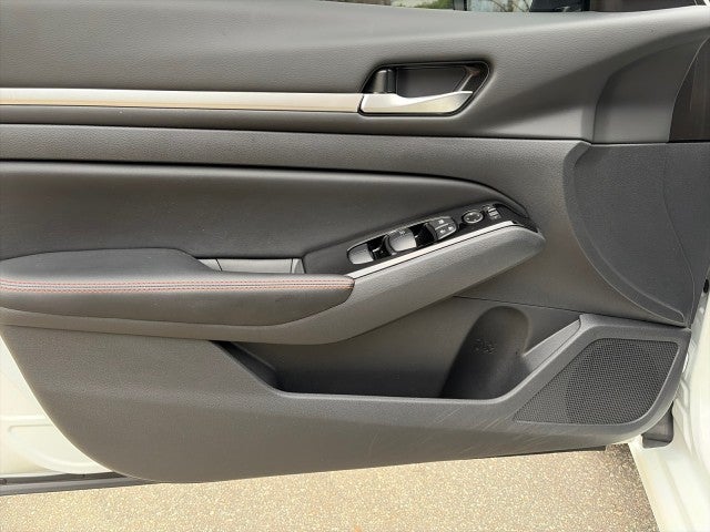 2025 Nissan Altima SR AWD