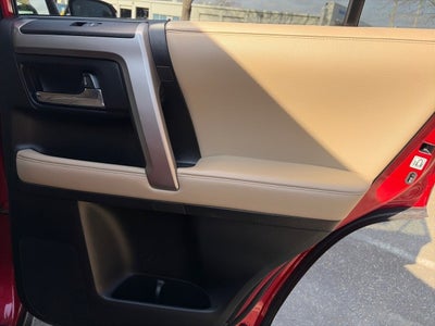 2022 Toyota 4Runner SR5