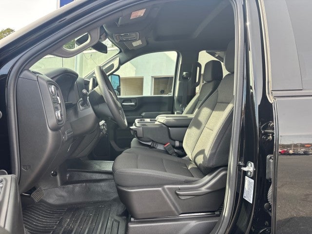 2025 GMC Sierra 3500 HD Chassis Cab Pro