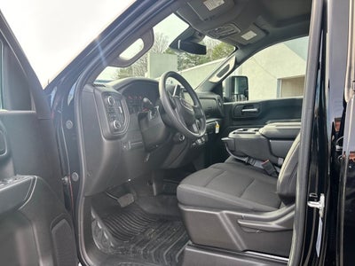 2025 GMC Sierra 3500 HD Chassis Cab Pro