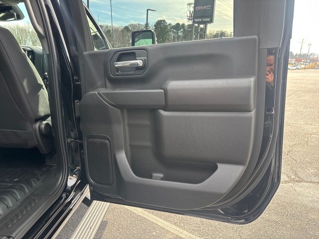 2025 GMC Sierra 3500 HD Chassis Cab Pro