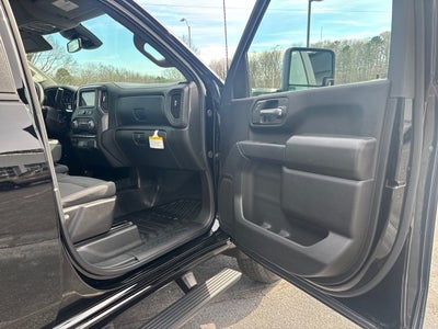 2025 GMC Sierra 3500 HD Chassis Cab Pro