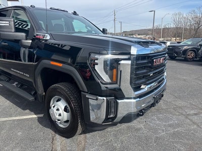 2025 GMC Sierra 3500 HD Chassis Cab Pro