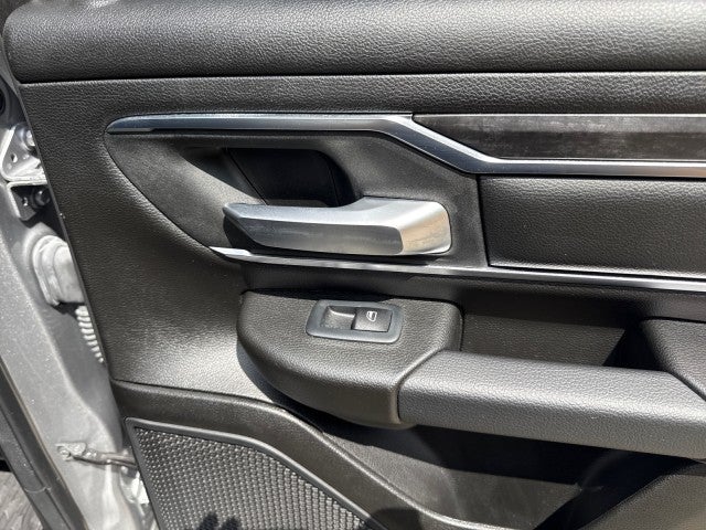 2024 RAM 1500 Big Horn Quad Cab 4x2 6'4" Box