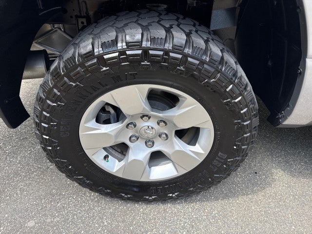 2024 RAM 1500 Big Horn Quad Cab 4x2 6'4" Box