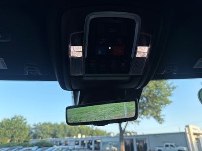 2022 RAM 1500 Limited Crew Cab 4x4 5'7" Box