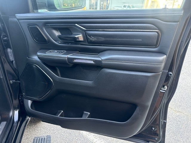 2022 RAM 1500 Limited Crew Cab 4x4 5'7" Box
