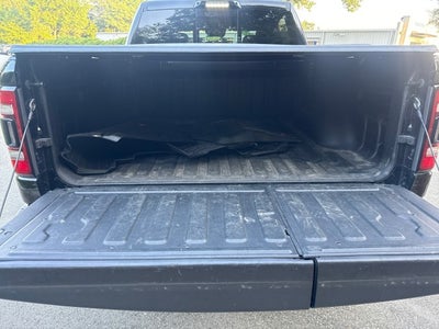 2022 RAM 1500 Limited Crew Cab 4x4 5'7" Box