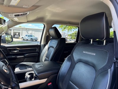 2022 RAM 1500 Laramie Crew Cab 4x4 5'7" Box