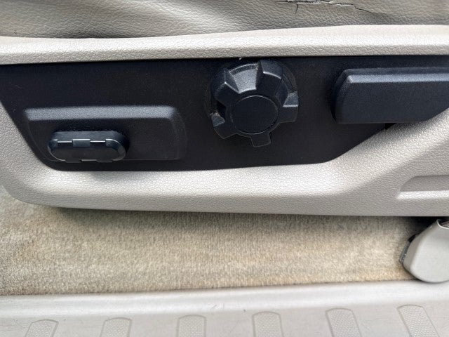 2008 Ford Super Duty F-450 DRW XL