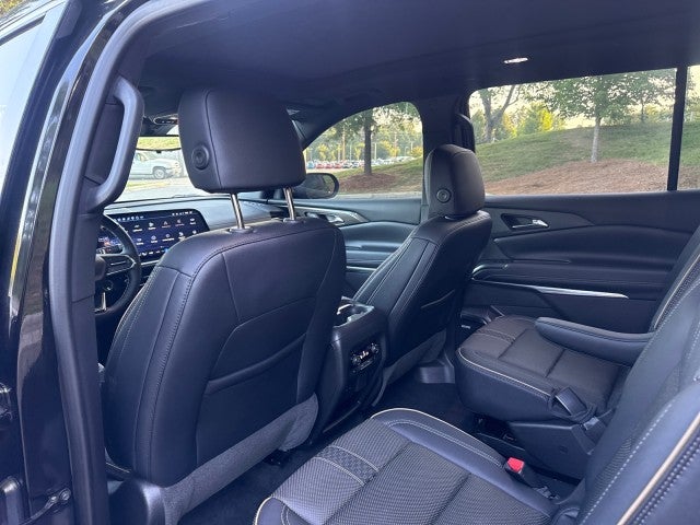 2025 Chevrolet Traverse High Country