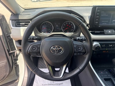 2020 Toyota RAV4 XLE Premium
