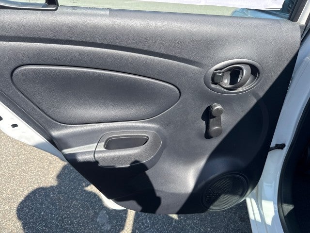 2014 Nissan Versa 1.6 S