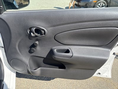 2014 Nissan Versa 1.6 S
